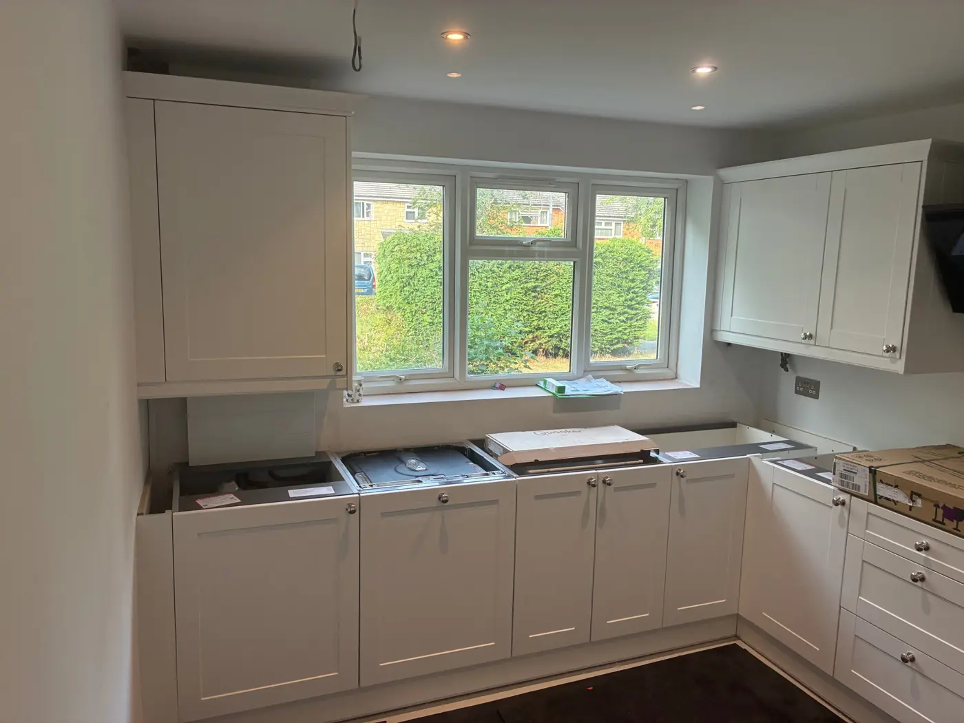 Wren white shaker mid-fit, with a Quooker tap going in, Stevenage